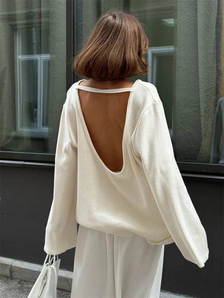 AMYRELIS™ loose style pullover