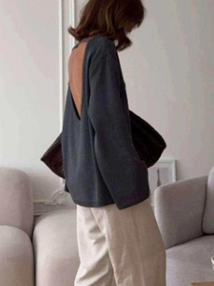 AMYRELIS™ loose style pullover
