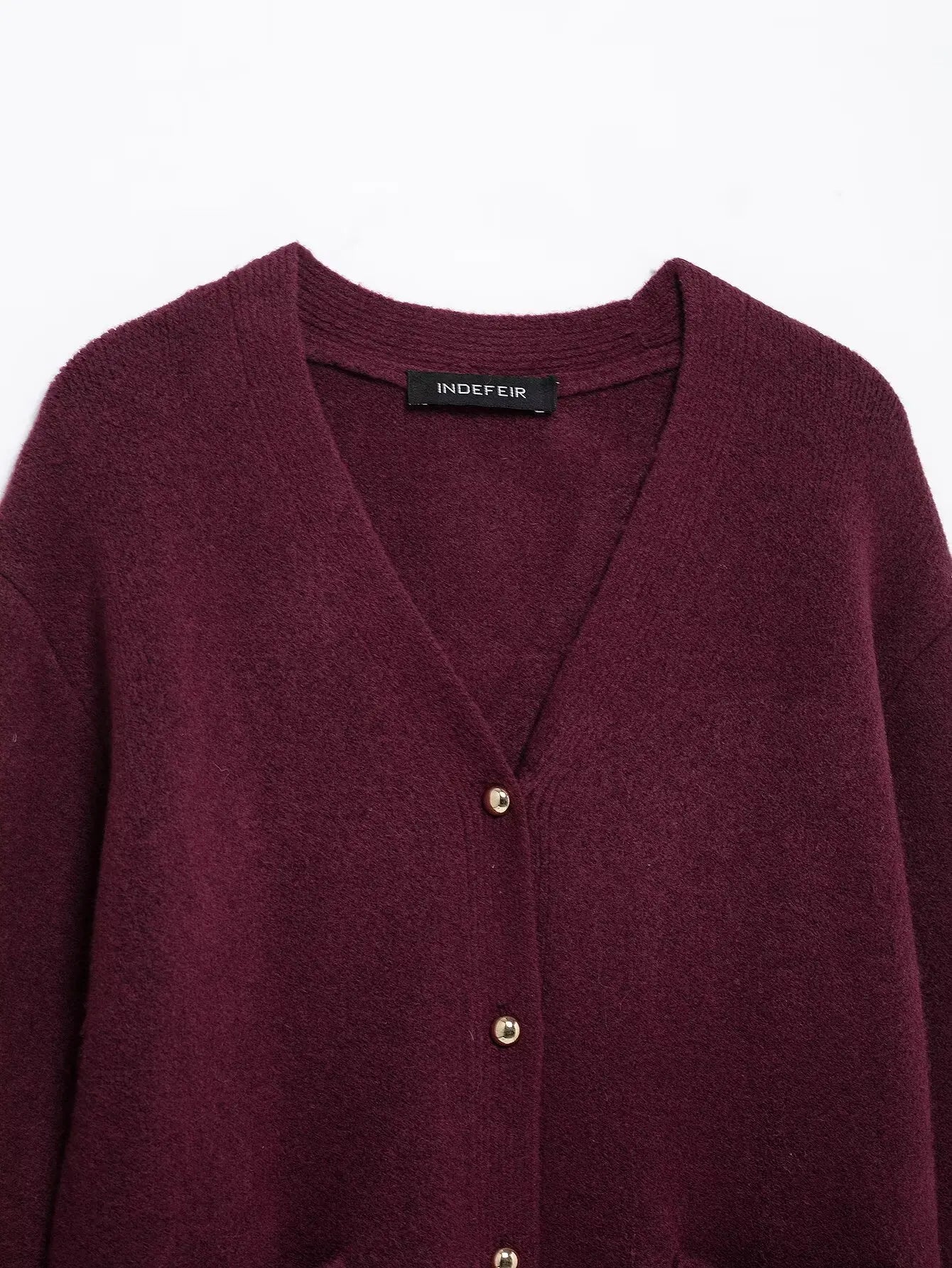 Wine red ISOLVIA™ V-neck cardigan