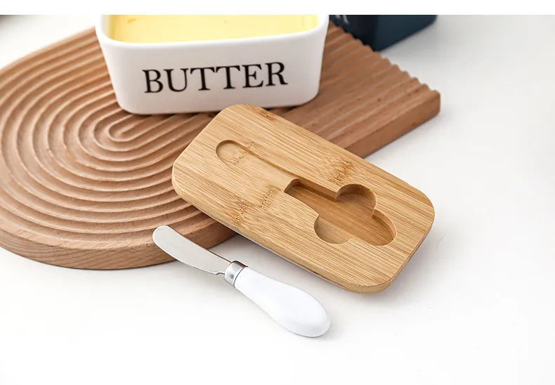 Ceramic Butter Dish with Bamboo Lid & Spreader - ARLUVI