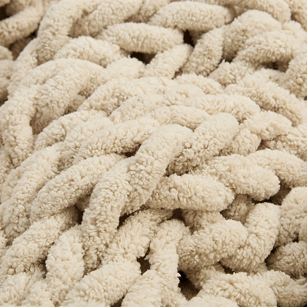 Handmade Chunky Knit Blanket - ARLUVI