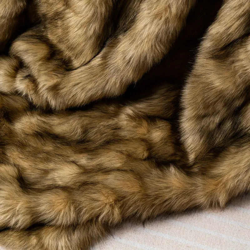 Faux Fur Blanket - ARLUVI