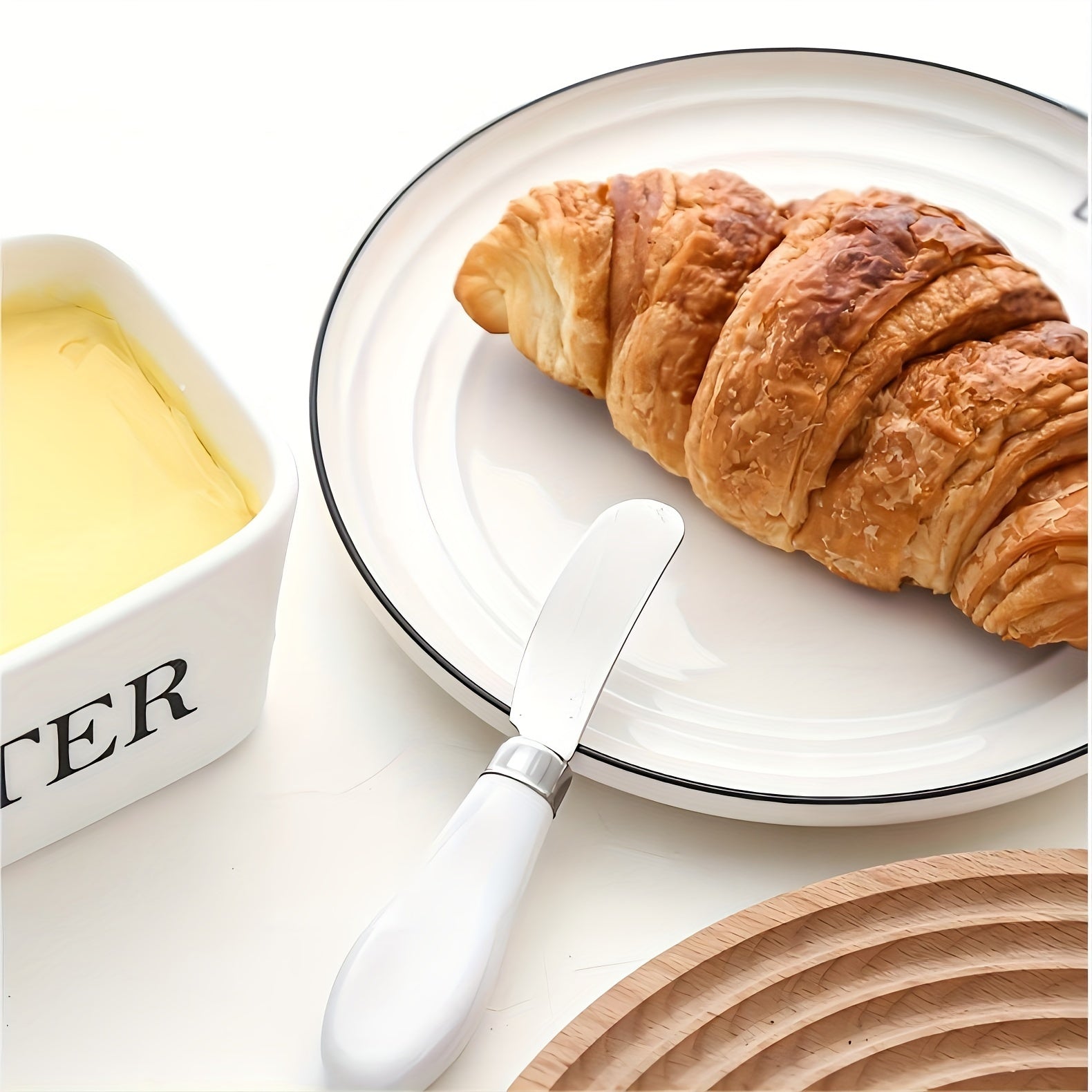 Ceramic Butter Dish with Bamboo Lid & Spreader - ARLUVI