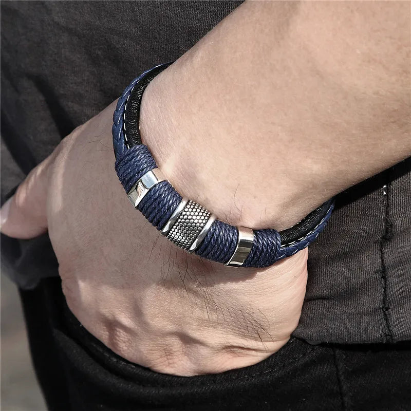 Braided leather bracelet - ARLUVI