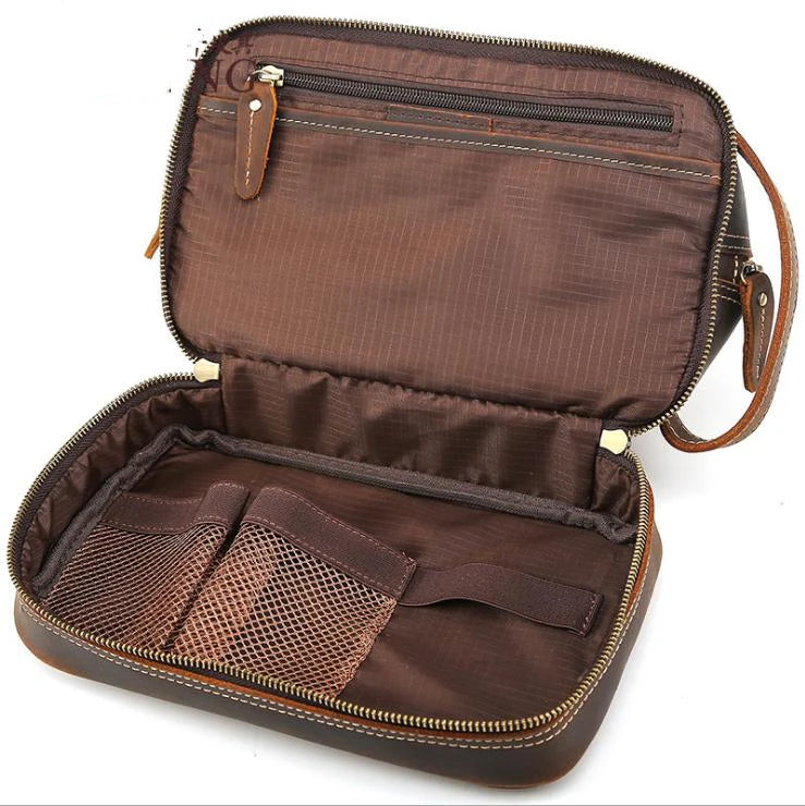 Revaux™ Leather Toiletry Bag - ARLUVI