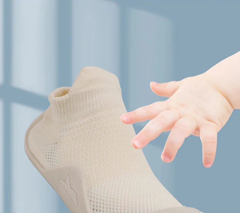 Lightweight Barefoot Grip Shoes - ARLUVI