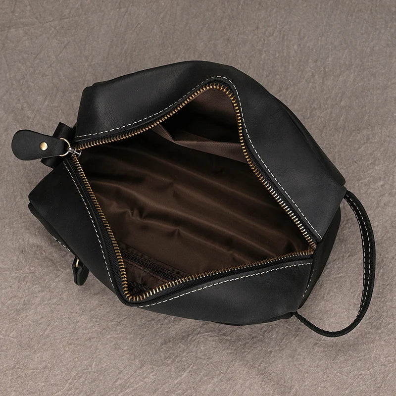 Tarnel™ Leather Toiletry Bag - ARLUVI