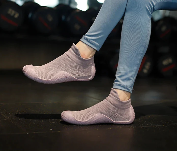 Lightweight Barefoot Grip Shoes - ARLUVI