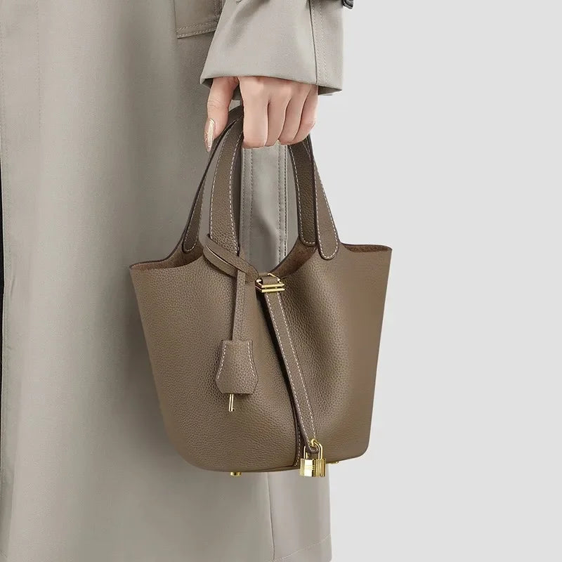 FAYNORA™ Bucket Bag