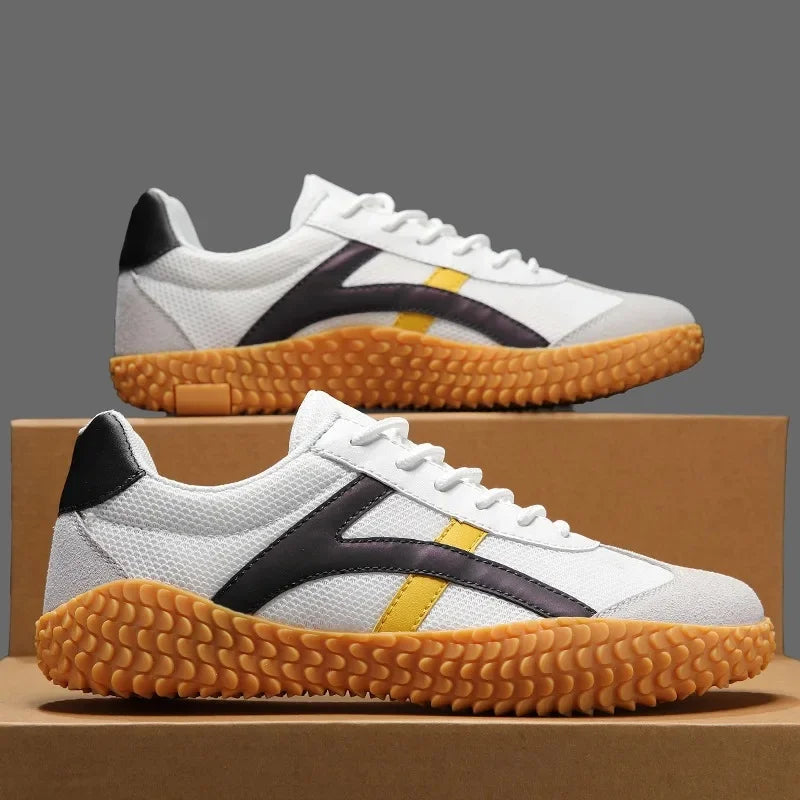 DERAVI™ Retro Sneakers - ARLUVI