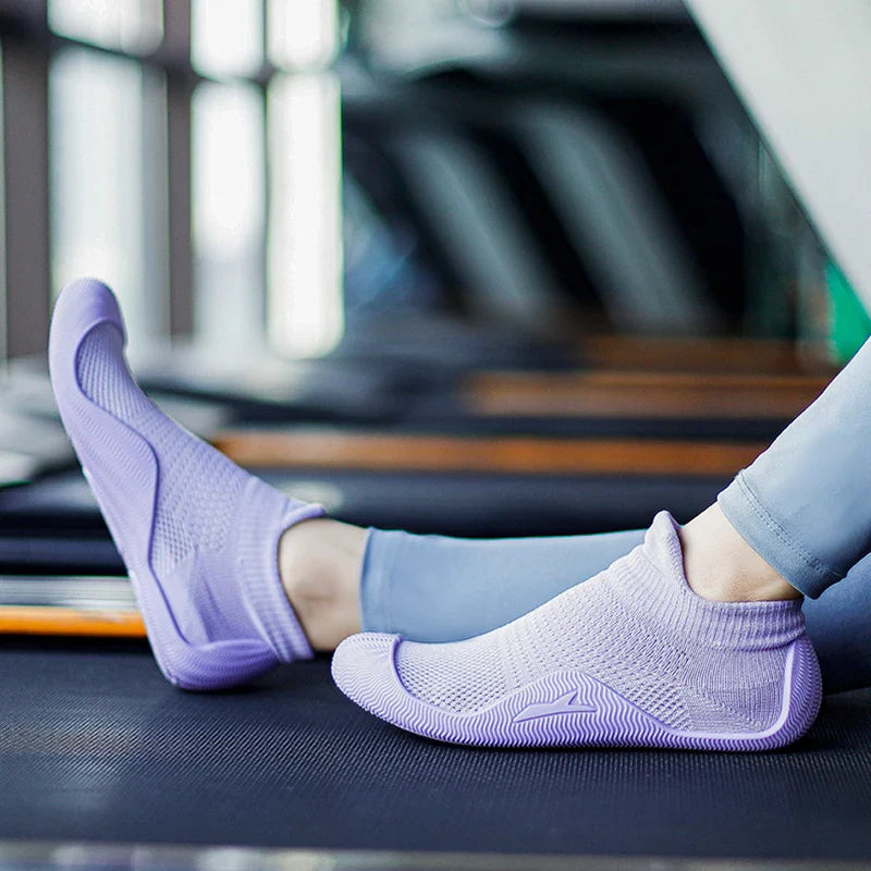 Lightweight Barefoot Grip Shoes - ARLUVI