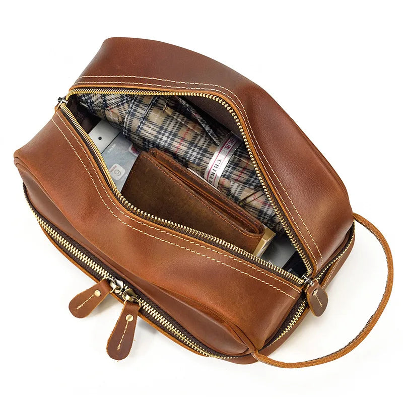 Revaux™ Leather Toiletry Bag - ARLUVI