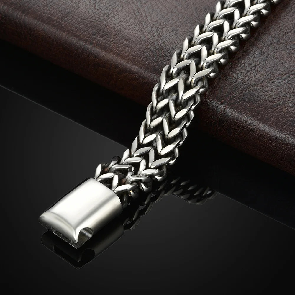Steel Bracelet with Magnetic Buckle - ARLUVI