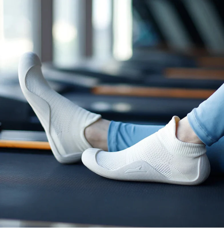 Lightweight Barefoot Grip Shoes - ARLUVI