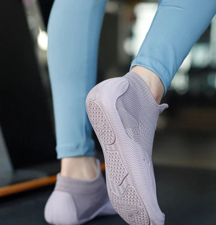 Lightweight Barefoot Grip Shoes - ARLUVI