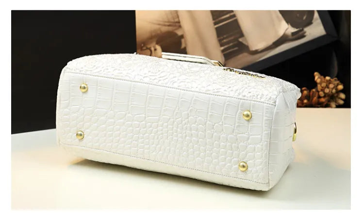 ISLORYN™ Leather Bag