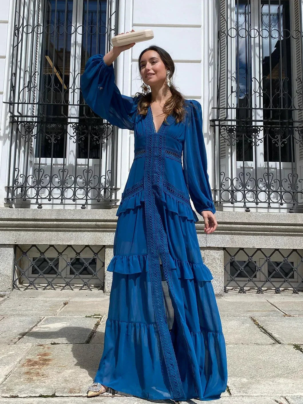 VELORIA™ Comfortable Maxi Dress with V-Neckline and Long Sleeves - ARLUVI