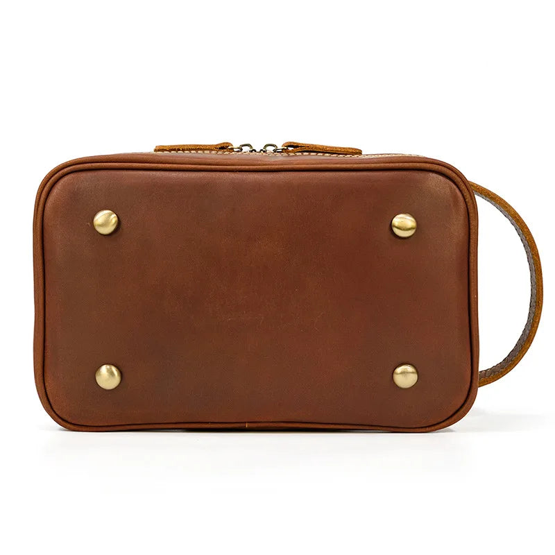 Revaux™ Leather Toiletry Bag - ARLUVI