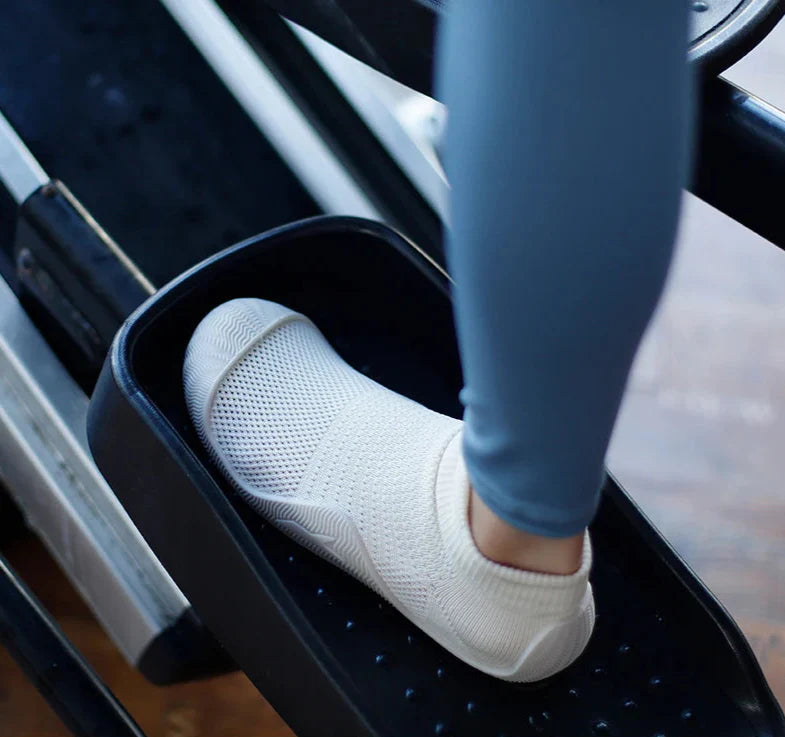 Lightweight Barefoot Grip Shoes - ARLUVI