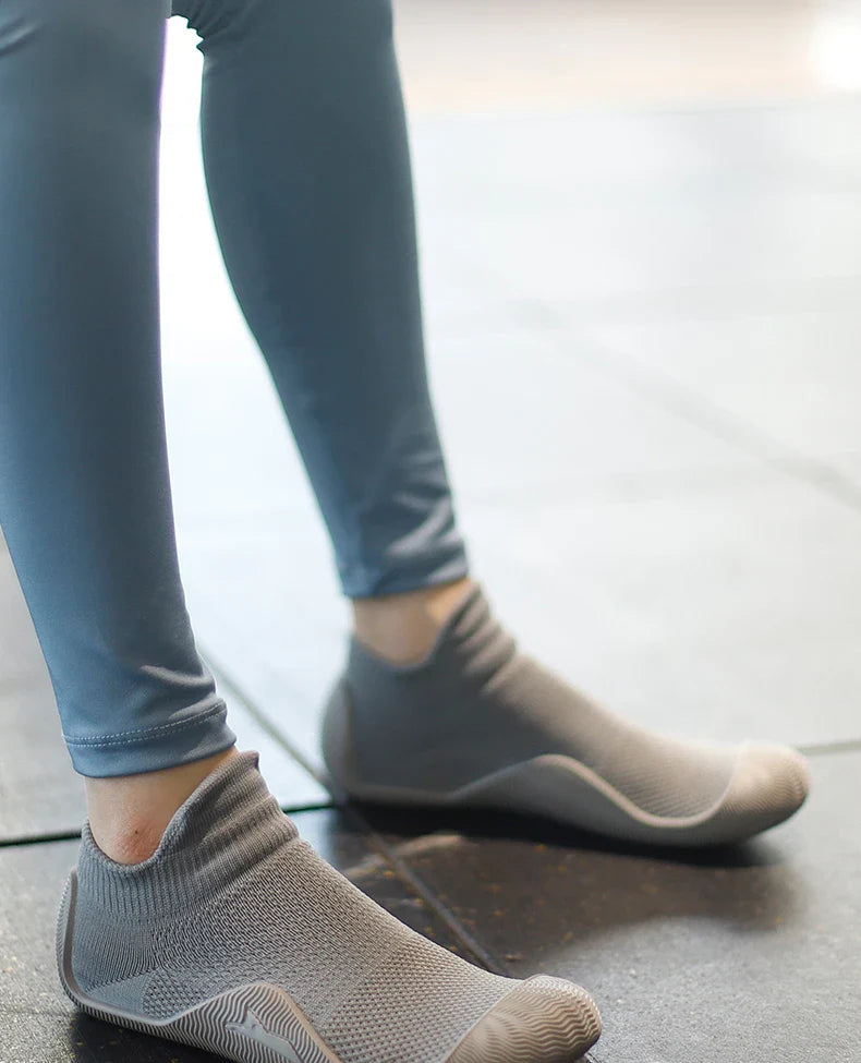 Lightweight Barefoot Grip Shoes - ARLUVI