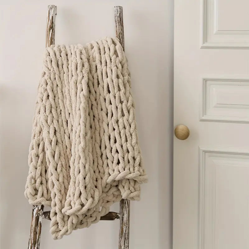 Handmade Chunky Knit Blanket - ARLUVI