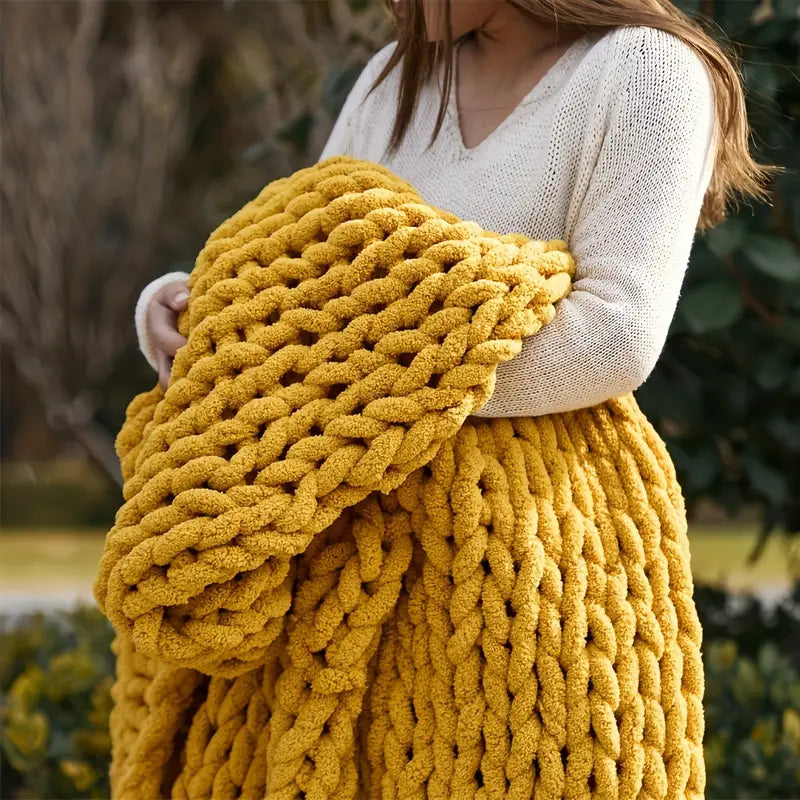 Handmade Chunky Knit Blanket - ARLUVI